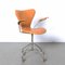 Sedia da scrivania modello 3217 serie sette di Arne Jacobsen, Immagine 1