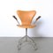 Sedia da scrivania modello 3217 serie sette di Arne Jacobsen, Immagine 2