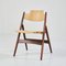 Klappbarer Stuhl aus Holz 1