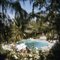 Fiesta en la piscina Eleuthera Slim Aarons, años 60, Imagen 1