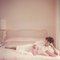 Joan Collins Relaxes (1955) - Estampado de propiedad limitada, 2020, Imagen 1