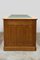 Antiker Schreibtisch aus Eiche mit Zentralverriegelung & Lederplatte, 1920er 16
