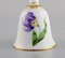 Campanella in porcellana dipinta a mano con decorazioni floreali e dorate di Herend, Immagine 2