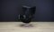 Silla Egg de cuero negro de Arne Jacobsen para Fritz Hansen, Imagen 3