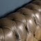 3-Sitzer Leder Chesterfield Sofa mit bequemen Sitzen, 20. Jahrhundert 12