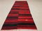 Alfombra Kilim Runner turca antigua en rojo y negro, Imagen 3