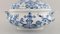 Große antike handbemalte Porzellan Suppentasse mit blauen Zwiebeln von Meissen 3