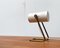 Mid-Century Tischlampe aus Metall 1