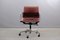 Sedia girevole modello EA 117 Mid-Century di Charles & Ray Eames per Vitra, Immagine 14