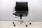 Silla giratoria modelo EA 117 Mid-Century de Charles & Ray Eames para Vitra, Imagen 6