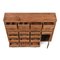 Holzschrank mit 25 Schubladen und einem Schrank 3