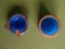 Posacenere e portasigarette in vetro opalino blu, set di 2, Immagine 2