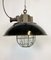 Lámpara colgante industrial enjaulada de hierro fundido y esmalte negro, años 50, Imagen 2