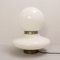 Lámpara de mesa italiana de vidrio opalino, años 60, Imagen 5