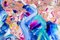 Pintura al óleo sobre lienzo en azul, texturizado y colorido con tres putti, figuras abstractas de ángeles, 2019, Imagen 4