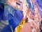 Pintura al óleo sobre lienzo en azul, texturizado y colorido con tres putti, figuras abstractas de ángeles, 2019, Imagen 3