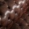 Sofá Chesterfield de cuero marrón con asientos abatibles, siglo XX, Imagen 13