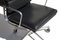 Sedia da scrivania EA217 in pelle nera di Charles Eames per ICF De Padova, Immagine 4