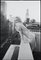 Stampa Marilyn Monroe on the Roof in resina argentata con cornice nera di Ed Feingersh, Immagine 2