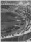 Desconocido, marzo en el estadio municipal, fotografía vintage en blanco y negro, años 30, Imagen 1