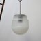 Lámpara colgante Mid-Century pequeña de vidrio opalino en dos tonos y vidrio blanco, Imagen 4