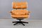 Poltrona in pelle color cognac con ottomana di Charles & Ray Eames per Vitra, anni '70, set di 2, Immagine 22