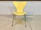 Silla de escritorio o de comedor serie 7 danesa amarilla de Arne Jacobsen para Fritz Hansen, 1955, Imagen 1