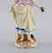 Antike Figur aus handbemaltem Porzellan, Mädchen mit Trauben von Meissen 3