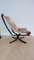 Leder Falcon Chair mit Fußhocker von Sigurd Ressell für Vatne Möbler, Norwegen, 2er Set 8