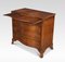 Mahogany Serpentine Fronted Chest of Drawers 8