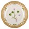 Royal Copenhagen Flora Danica Durchbrochener Teller aus Handbemaltem Porzellan 1