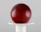 Vase / Bouteille en Verre Artisanal Blanc avec Boule Rouge par Otto Brauer pour Holmegaard 4