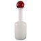 Vase oder Flasche aus weißem Kunstglas mit roter Kugel von Otto Brauer für Holmegaard 1