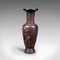 Jarrón o urna decorativa victoriana china antigua pequeña de bronce, 1900, Imagen 5