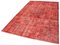Roter Überfärbter Teppich 3