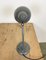 Lámpara de mesa Bauhaus industrial en gris, años 30, Imagen 5
