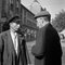 Dos hombres mayores charlando en Dusseldorf, Alemania, 1937, Imagen 1