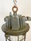 Lámpara colgante industrial enjaulada de hierro fundido gris, años 60, Imagen 3