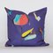 Coussin Carré Pod Violet par Naomi Clark pour Fort Makers 5