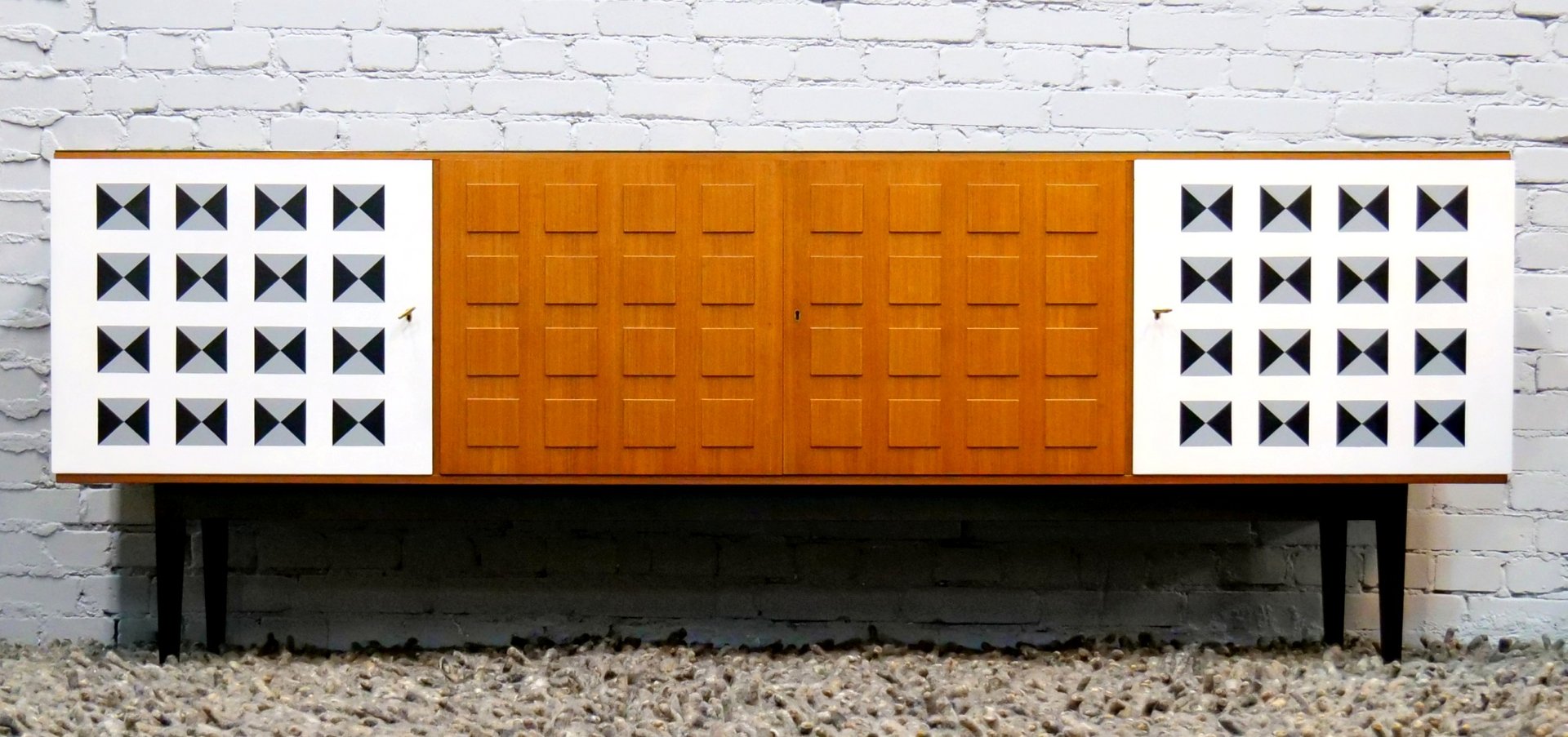 상단노출 large swedish chest of drawers with three dimensional front 1960s QFD-1001395