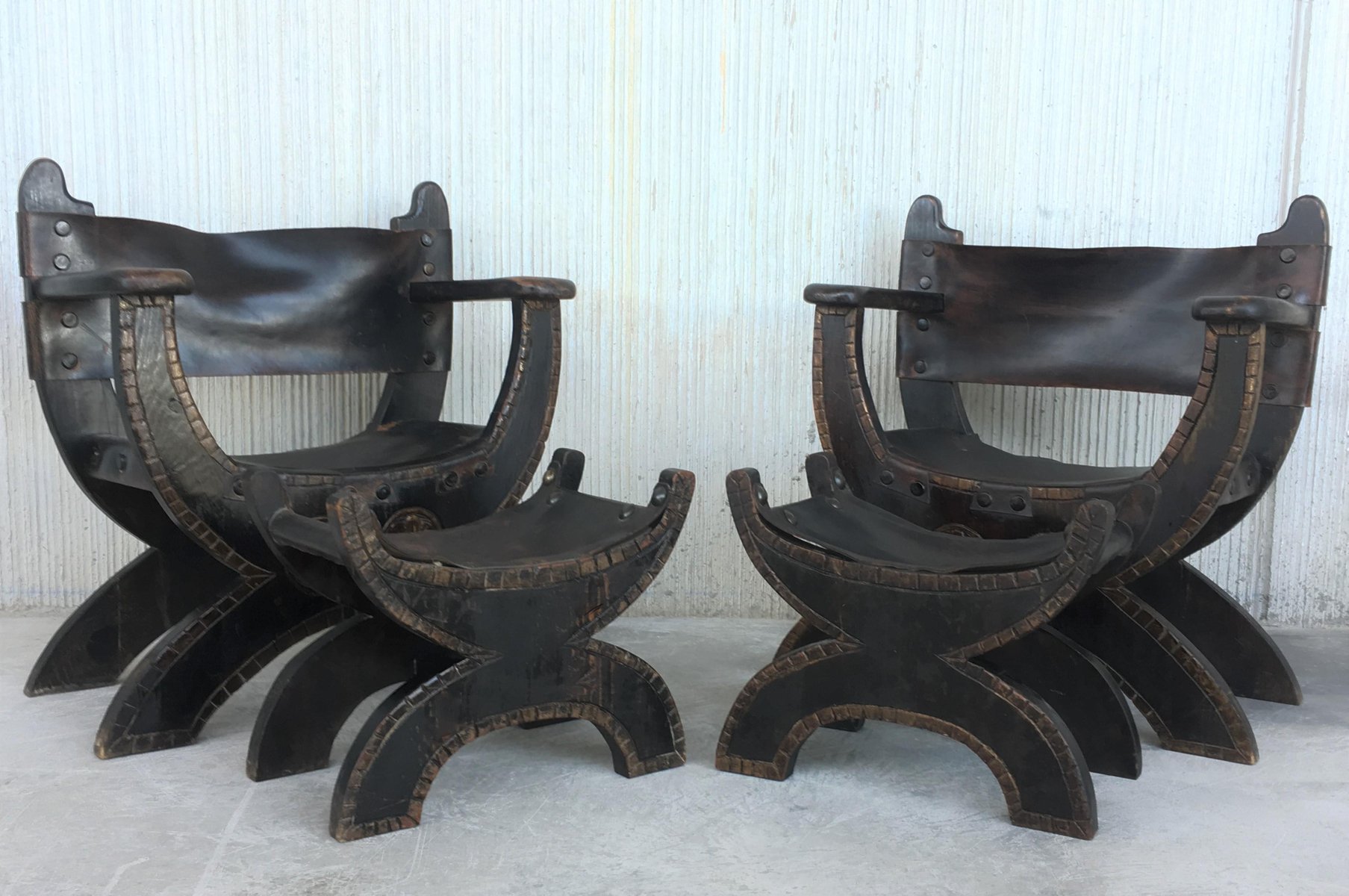 20th Century Spanish Carved Walnut Savonarola with Foot Rest, Set of 2