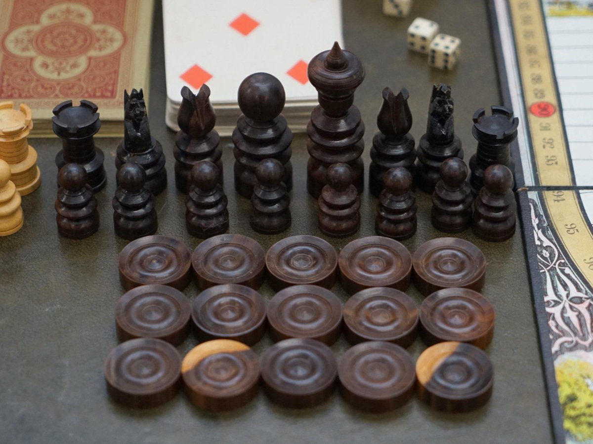 Victorian Hardwood Games Compendium Including Chess & Dice, 1890s for