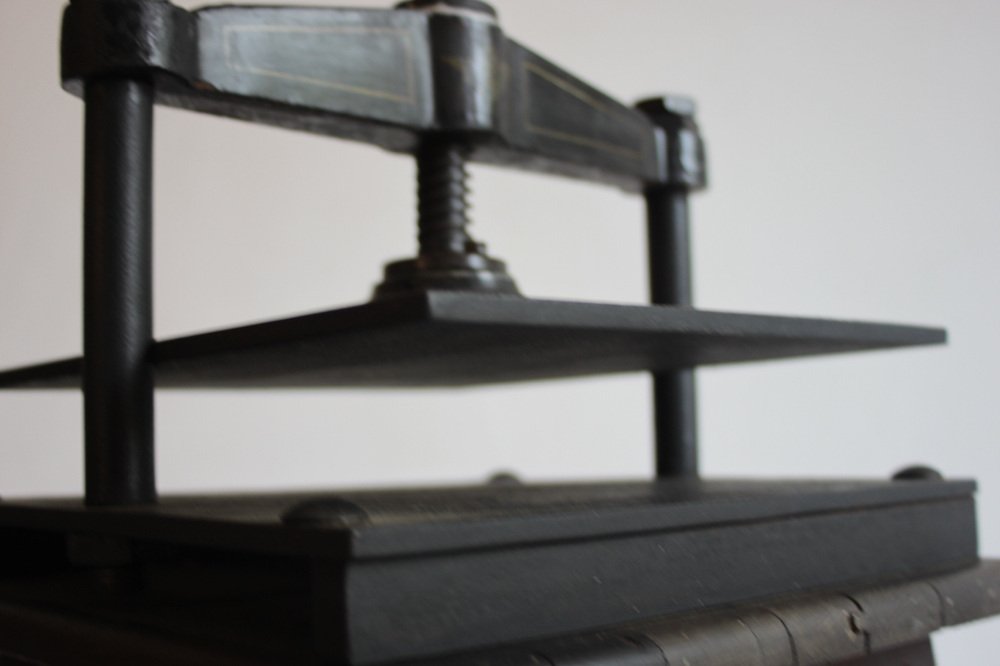 Buchpresse Aus Holz - Traditionelle Buchbinderei Presse