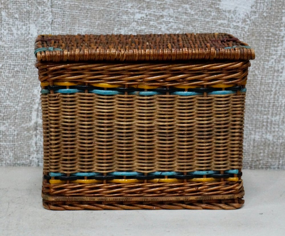 Antique French Wicker Hamper Sample for sale at Pamono