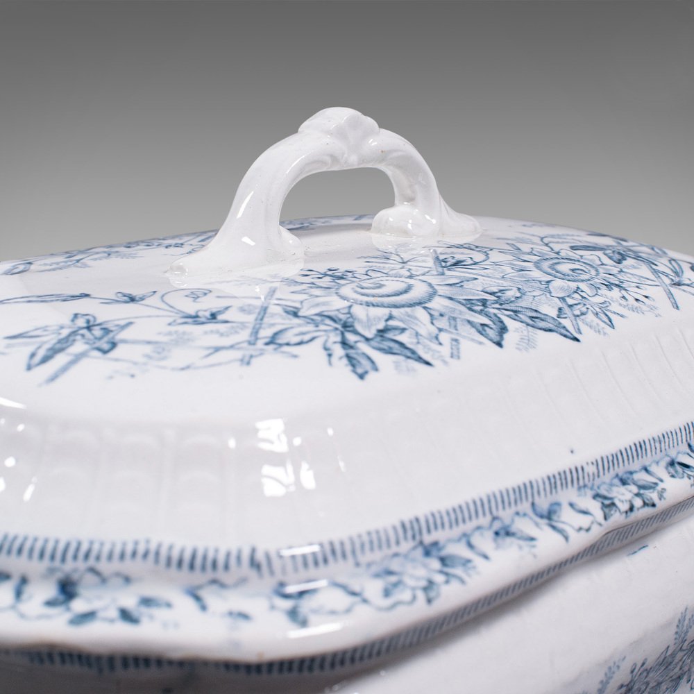 Antique English Victorian Ceramic Serving Tureens with Lids, 1900, Set