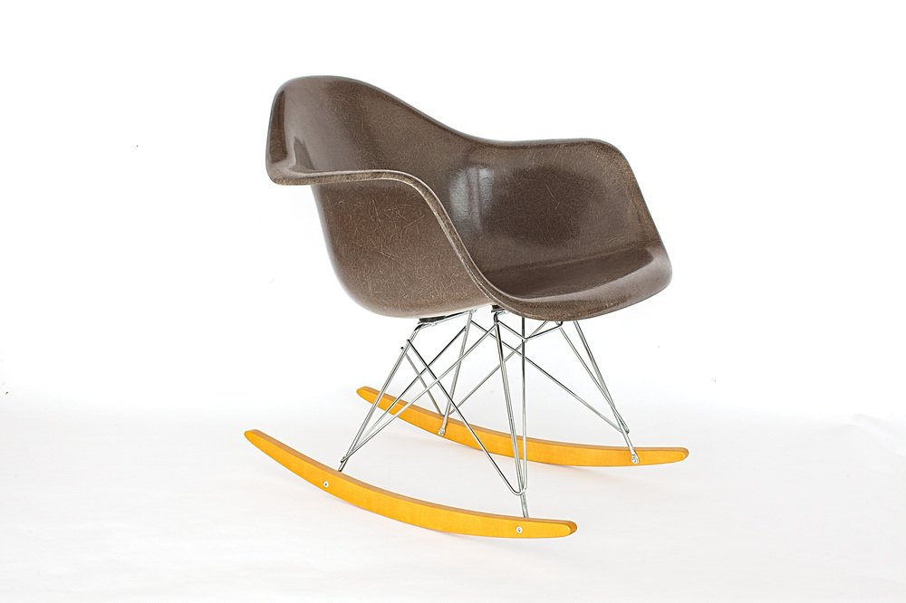 mid century rar rocking chair with vitra base by charles ray eames for herman miller VPP-1028528