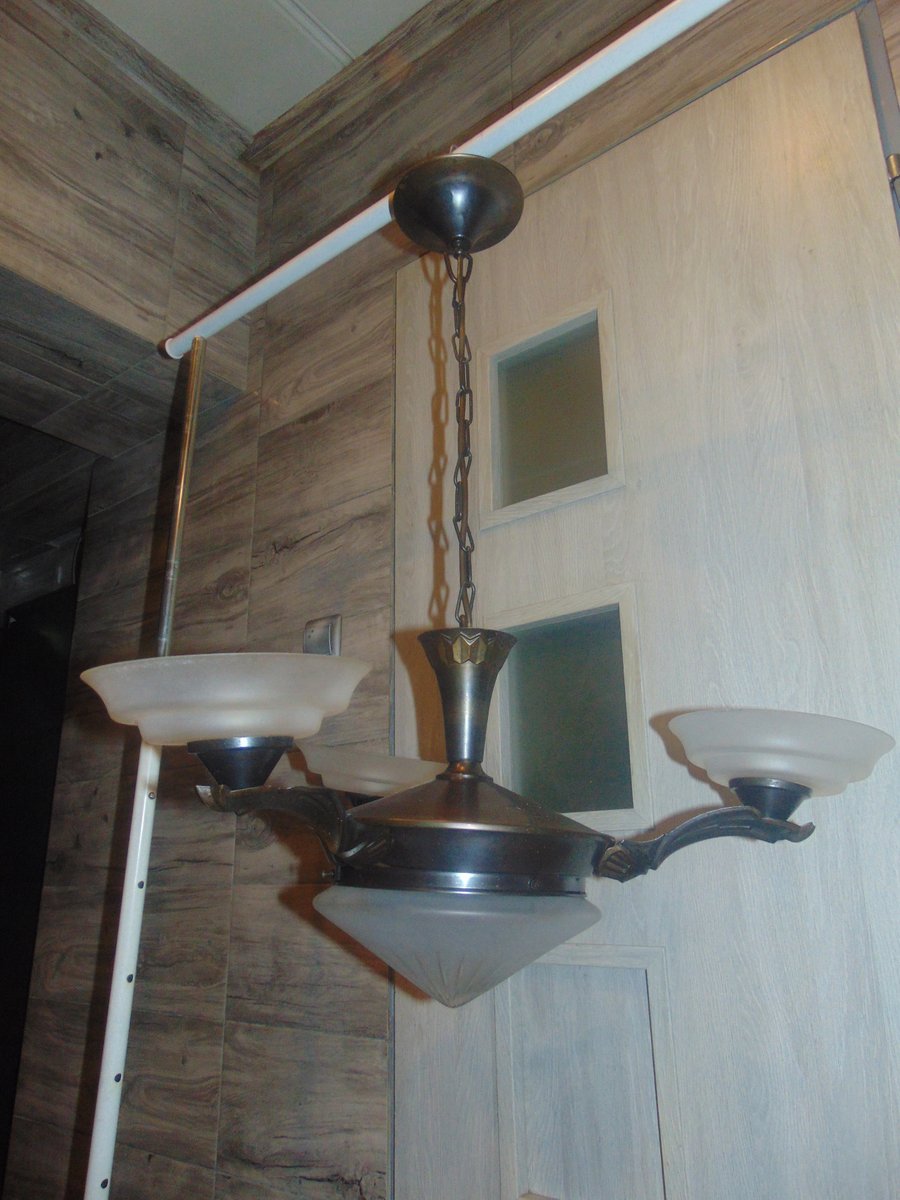 Art Deco Brass Chandelier for sale at Pamono