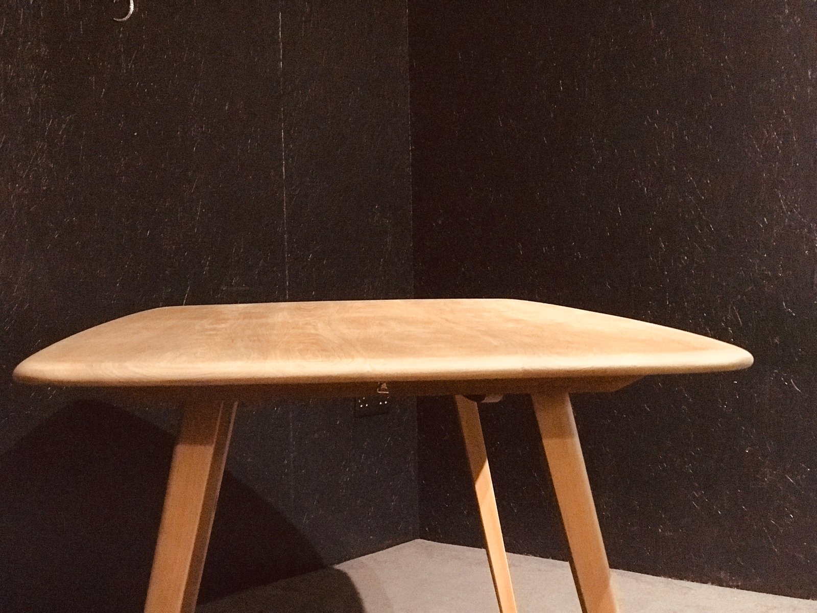 MidCentury Elm Plank Table by Lucian Ercolani for Ercol, 1960s for