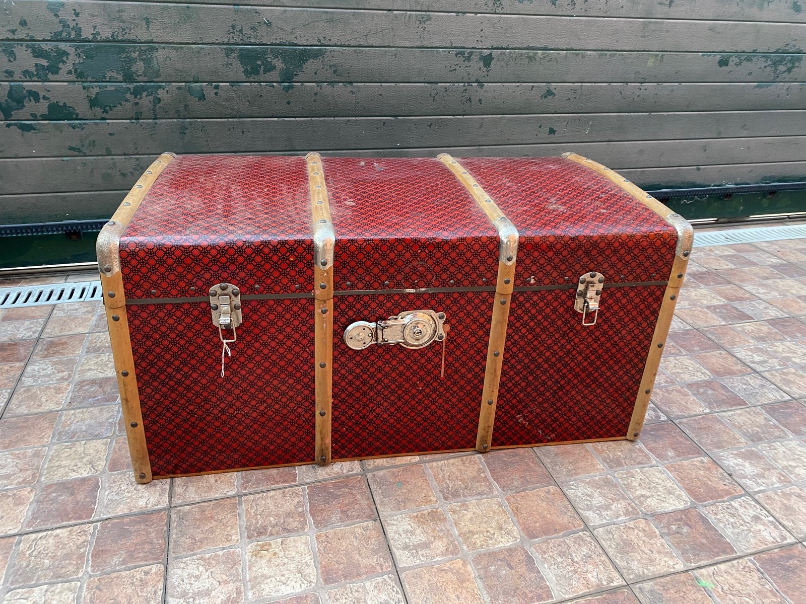 Metallic and Wood Trunk, 1960s for sale at Pamono