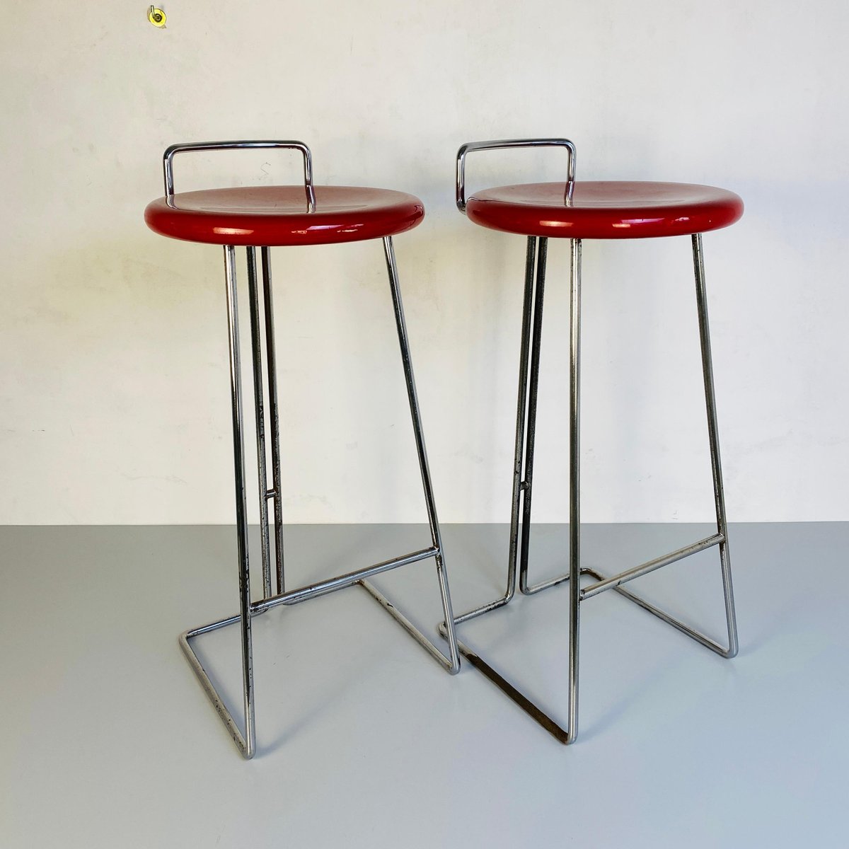 MidCentury Modern Italian Set of High Red Metal Stools by Dada, 1980s